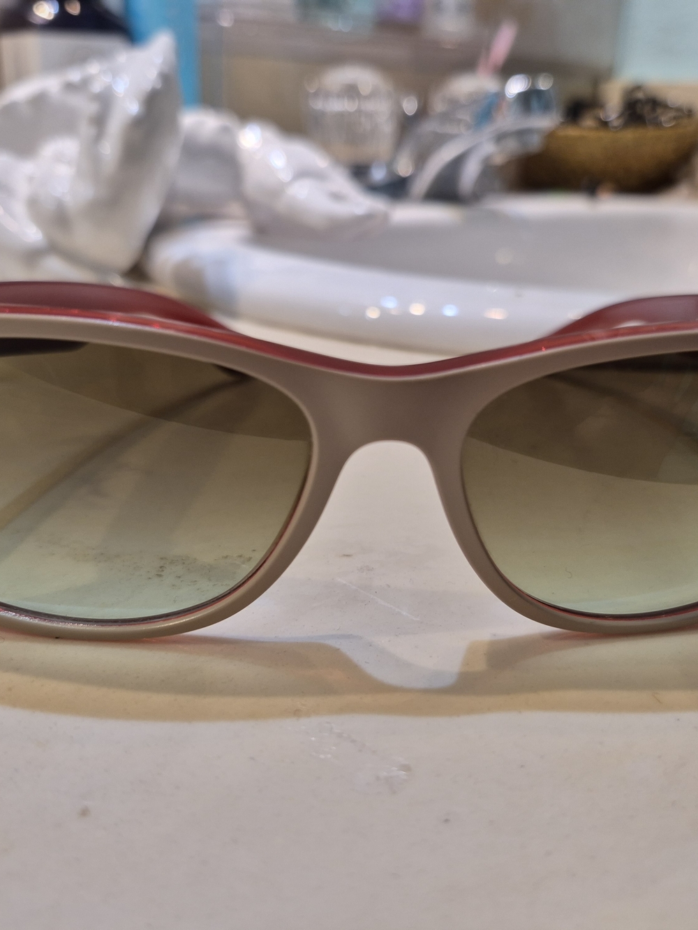 Two-Tone Tan/Burgandy Frame Raybans Sunglasses with Gradient Lenses